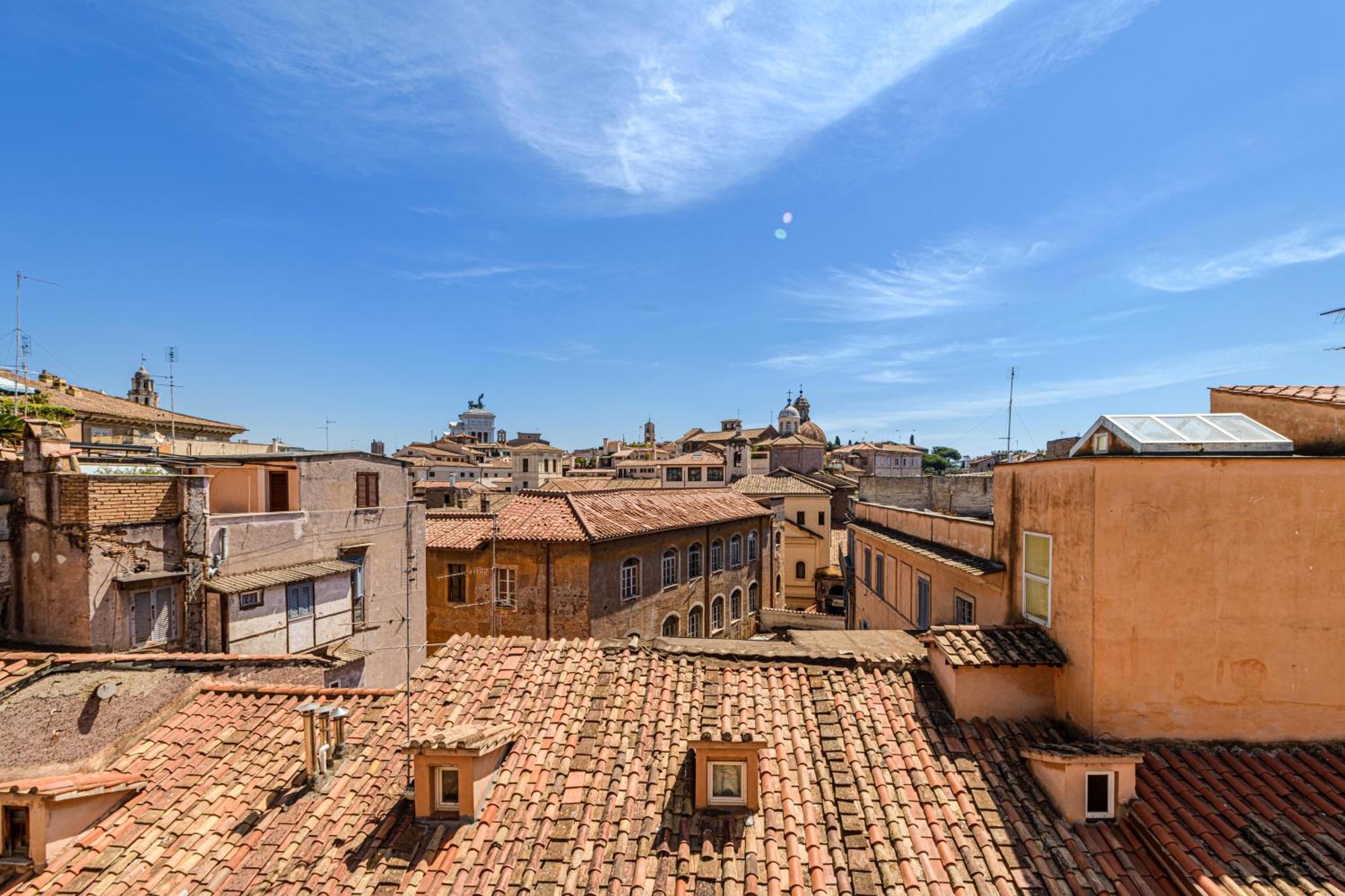 Bb Il Re Alla Reginella Guest House Rome Bagian luar foto
