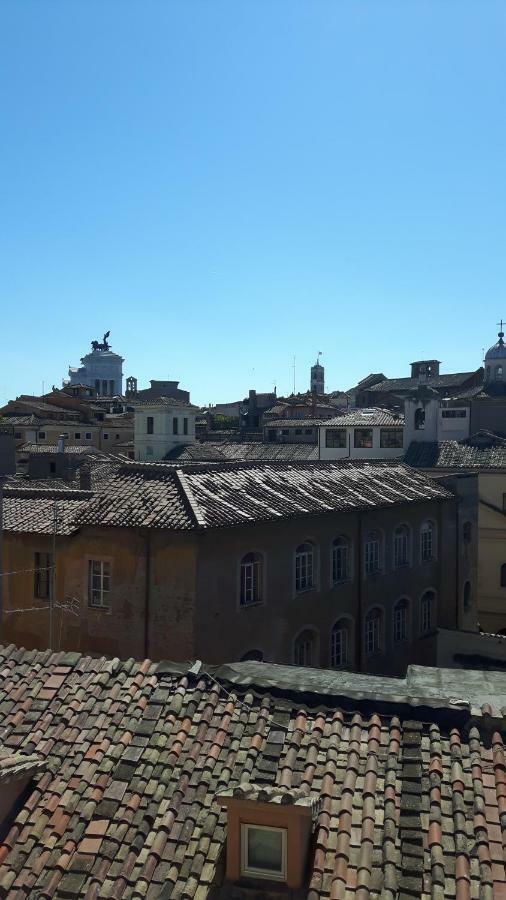 Bb Il Re Alla Reginella Guest House Rome Bagian luar foto