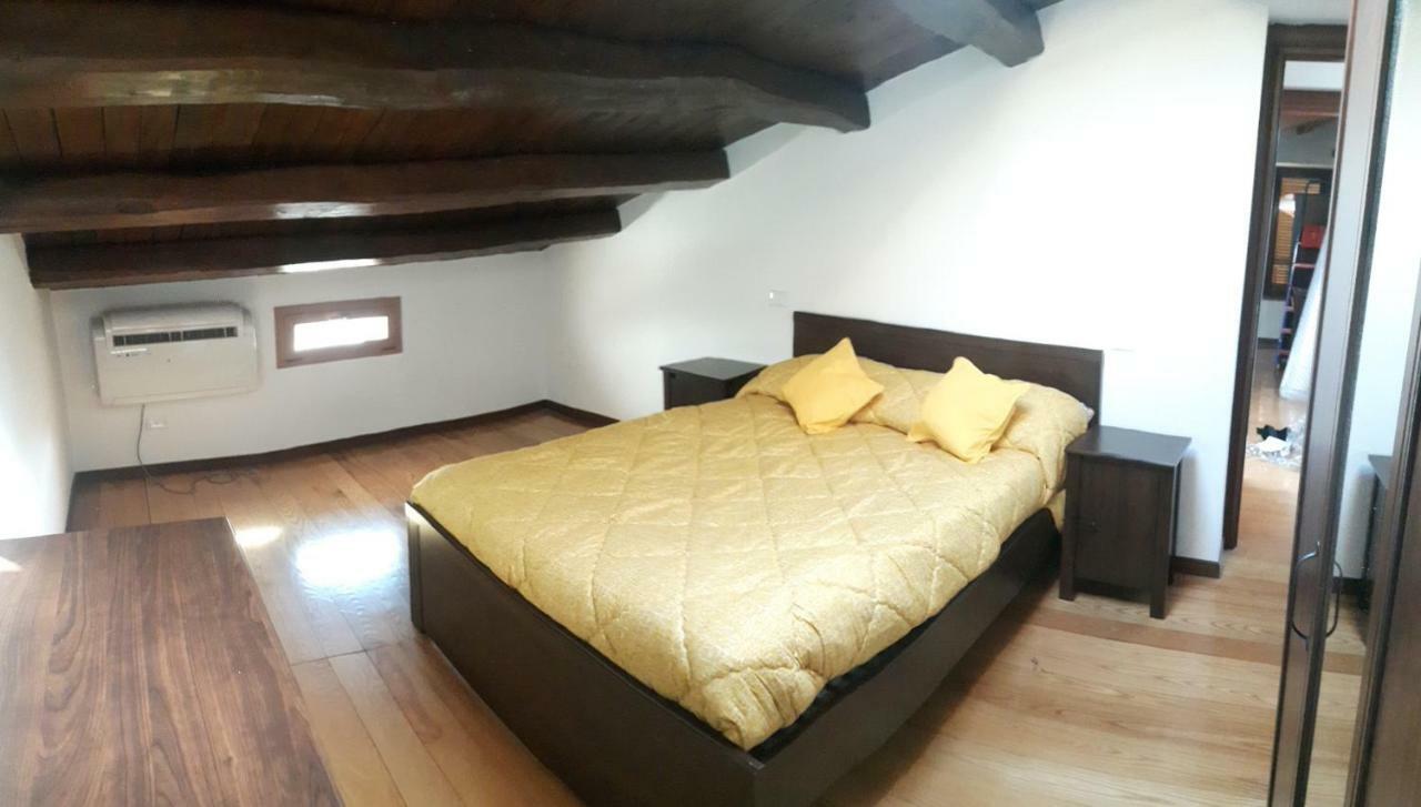 Bb Il Re Alla Reginella Guest House Rome Bagian luar foto