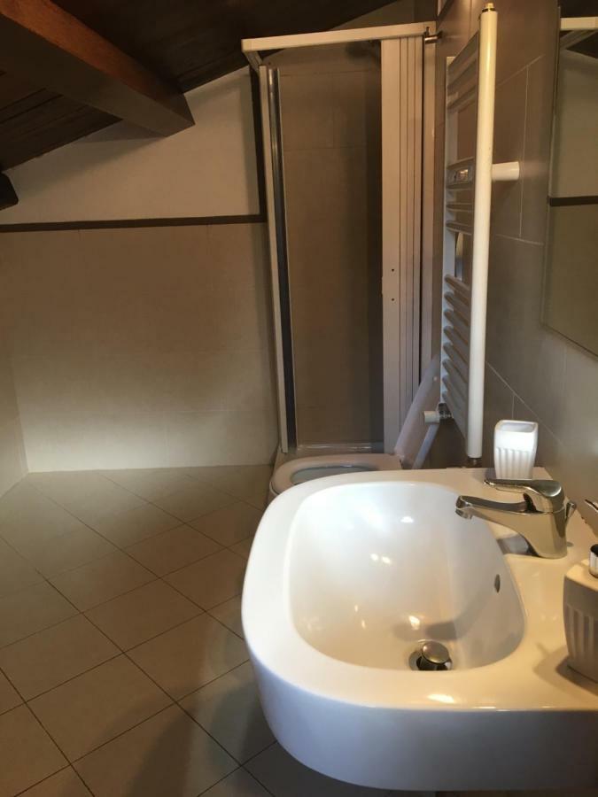 Bb Il Re Alla Reginella Guest House Rome Bagian luar foto