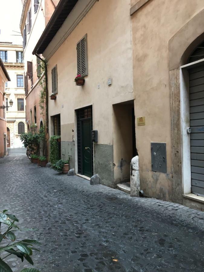 Bb Il Re Alla Reginella Guest House Rome Bagian luar foto
